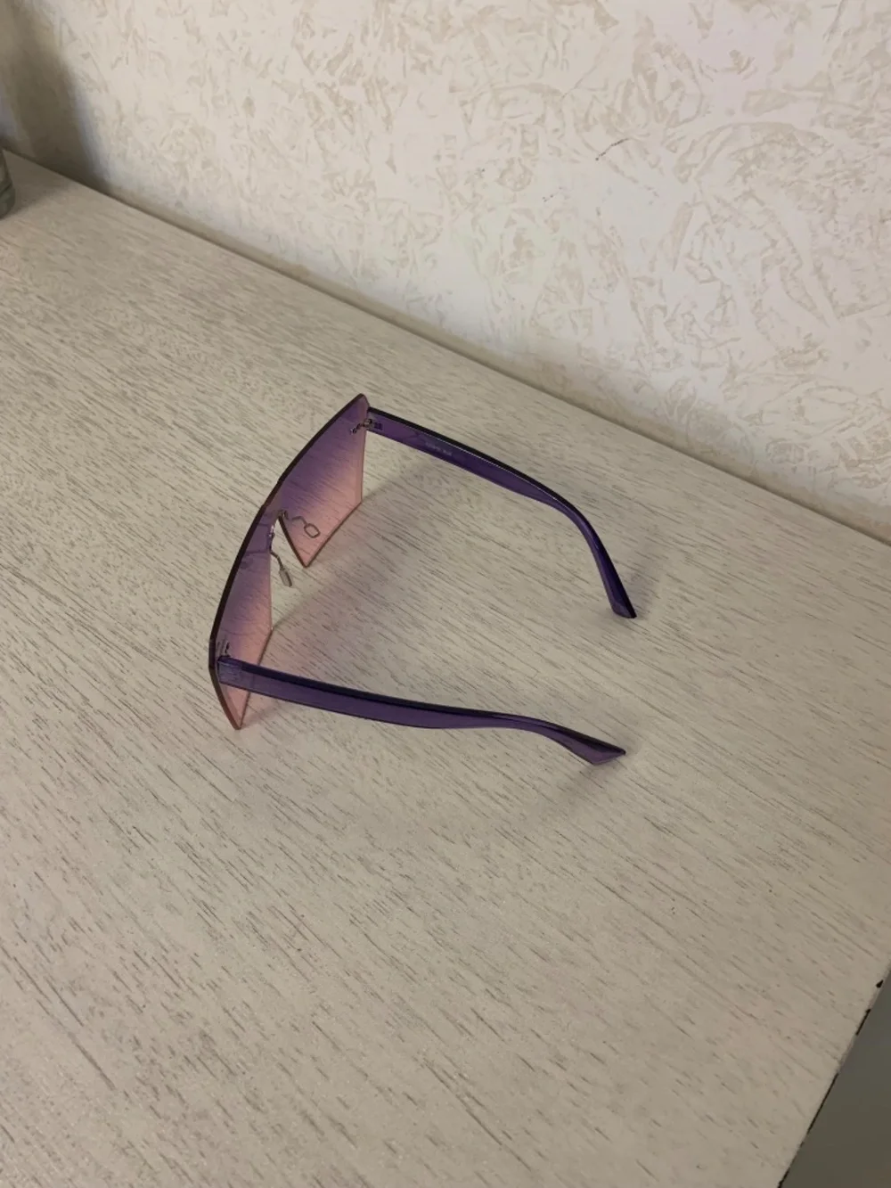 Women’s Large square-Framed Purple Sunglasses